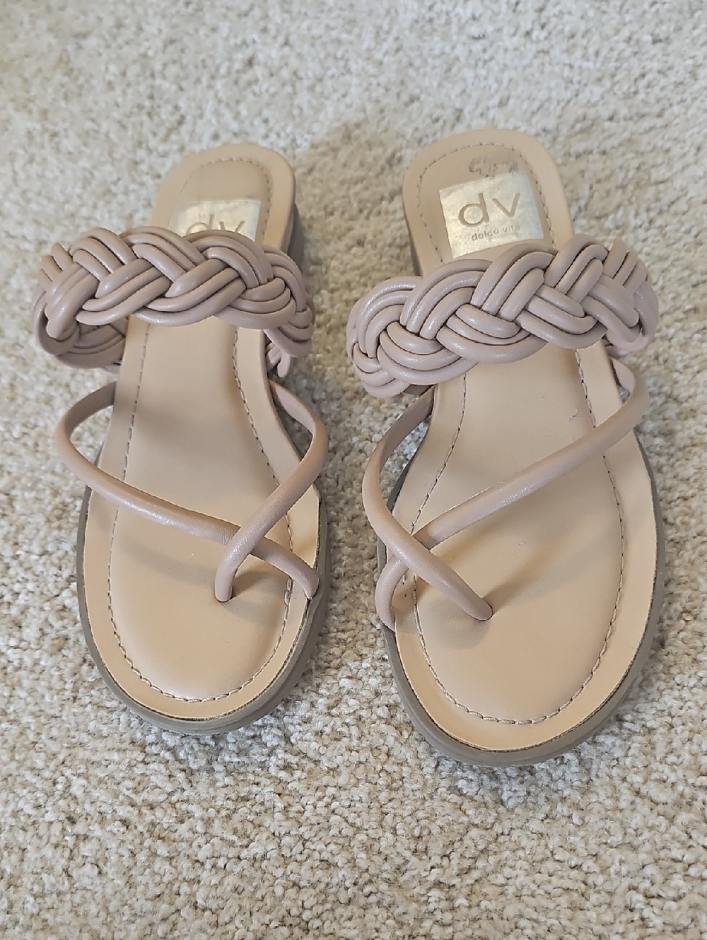 DV by Dolce Vita Braided Knot Toe-Loop Sandals in Beige